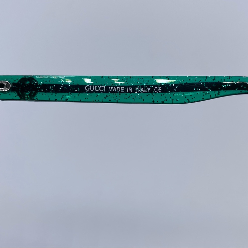 Gucci Green and Black Modern Sunglasses - Picture 5 of 5